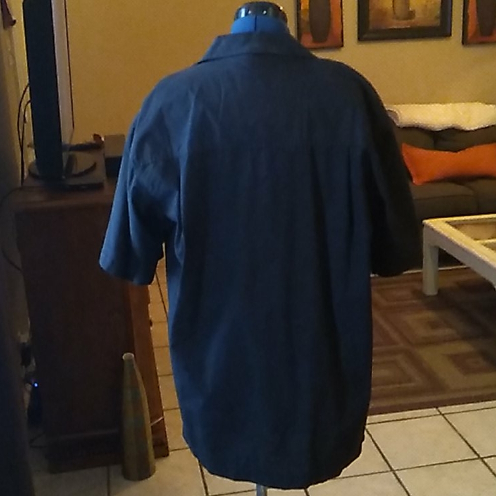 Shirt - Picture 2 of 2
